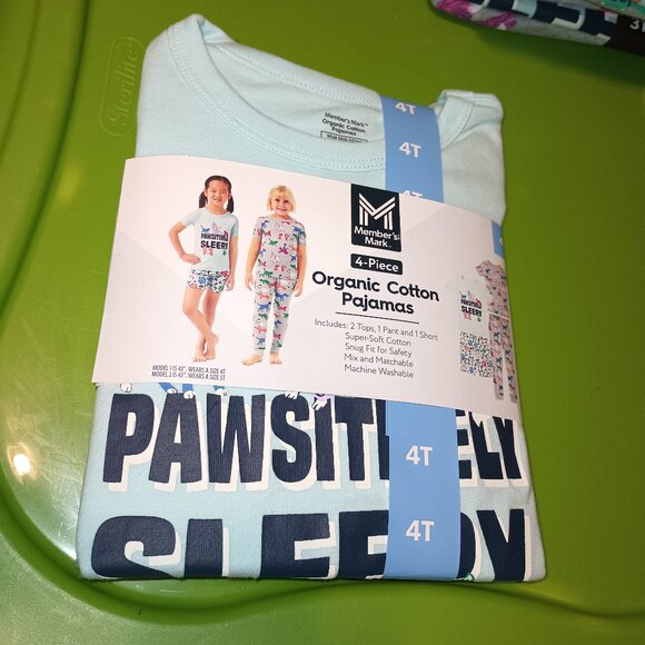 NEW Member's Mark Girls 4 Piece Organic Cotton Pajama Set Dogs & Cats - Picture 6 of 10